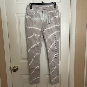 Brand New Old Navy Rockstar Jeans (4)!